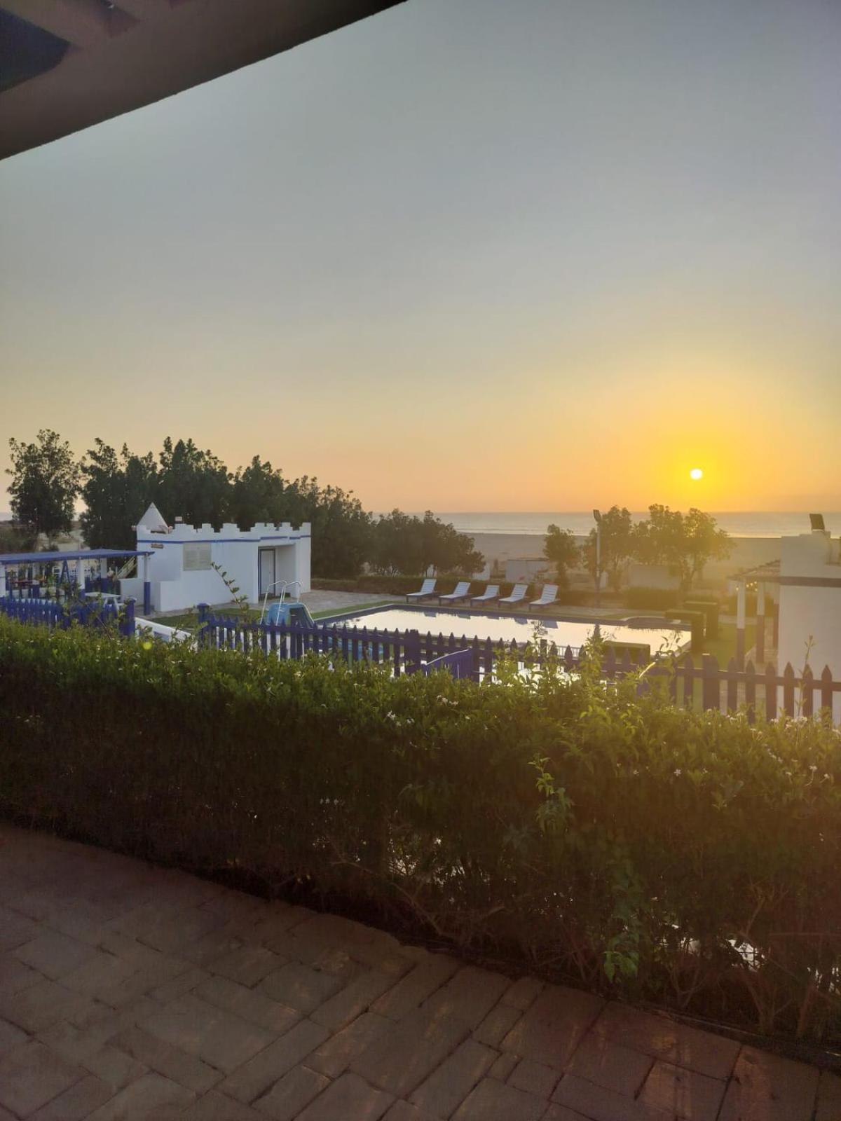 אל שרקייה Al-Ashkhara Beach Resort منتجع شاطئ الأشخرة מראה חיצוני תמונה