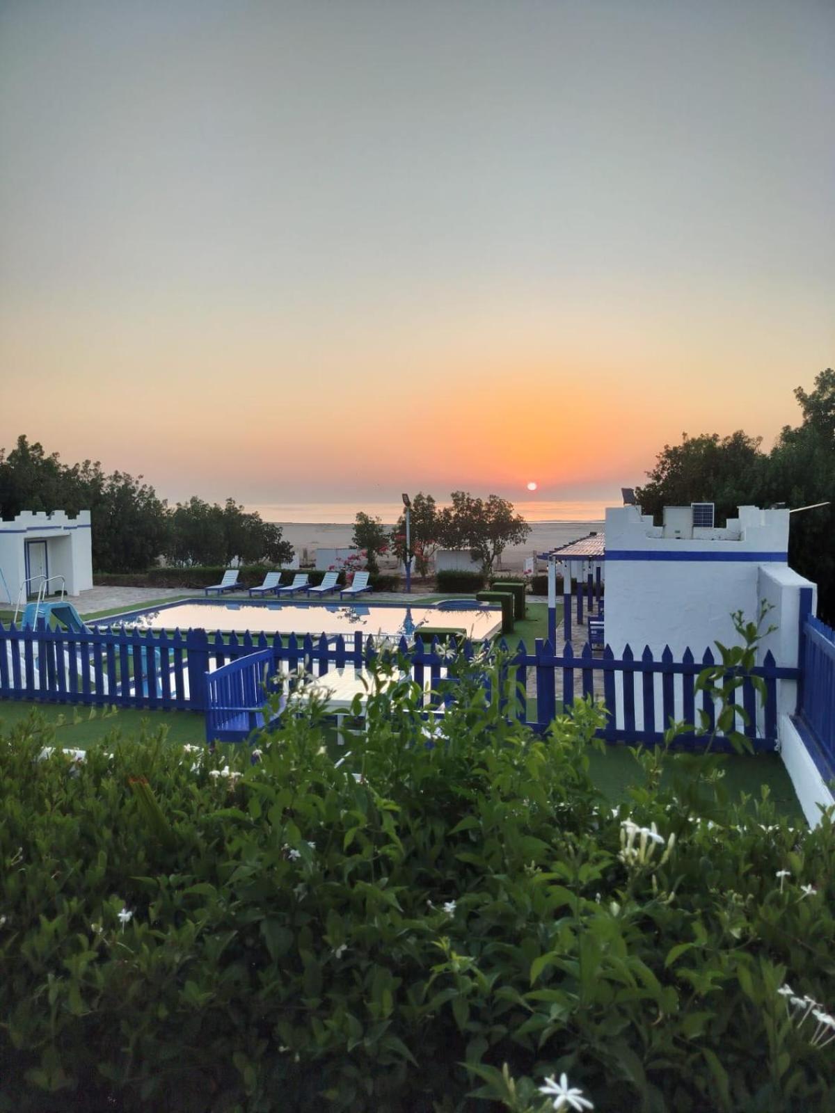 אל שרקייה Al-Ashkhara Beach Resort منتجع شاطئ الأشخرة מראה חיצוני תמונה
